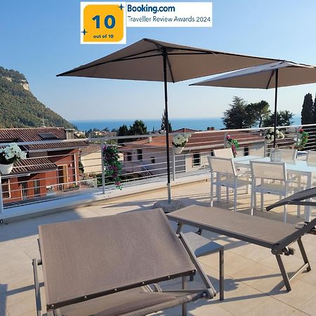 Garda View - Nuovo Appartamento Con Solarium Vista Lago 外观 照片